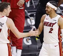 九州真人-热火客场挑战雷霆，红黄军团心态稳定